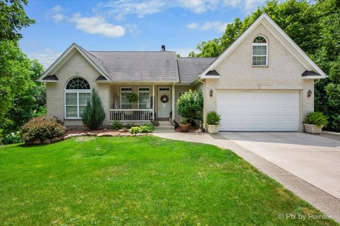 Photo of 915 Nippersink Road, Spring Grove, IL 60081 (MLS # 12715253)
