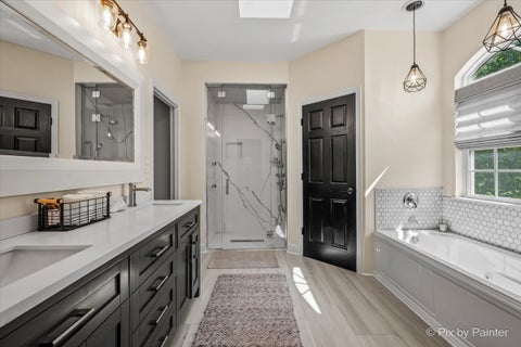 Tiny photo for 915 Nippersink Road, Spring Grove, IL 60081 (MLS # 12715253)