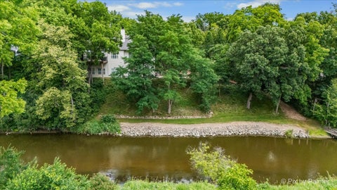 Tiny photo for 915 Nippersink Road, Spring Grove, IL 60081 (MLS # 12715253)
