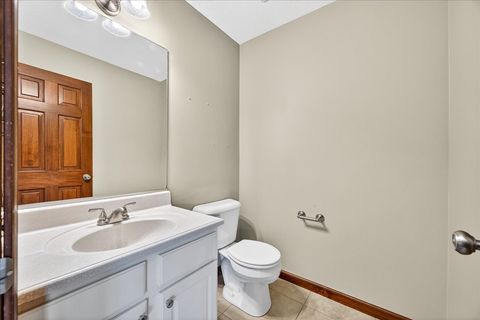 Tiny photo for 1307 Longford Lane, Bloomington, IL 61704 (MLS # 12584253)