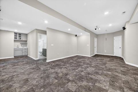 Tiny photo for 1307 Longford Lane, Bloomington, IL 61704 (MLS # 12584253)