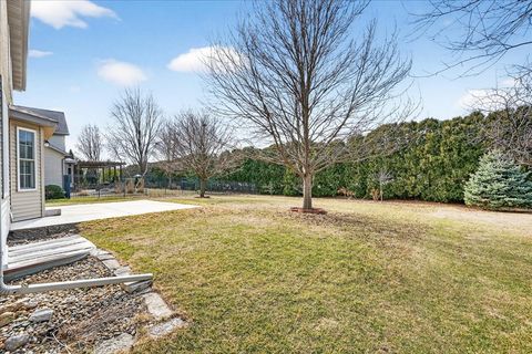 Tiny photo for 1307 Longford Lane, Bloomington, IL 61704 (MLS # 12584253)