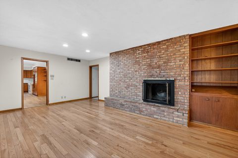 Tiny photo for 1407 Bolkinwood Drive, Freeport, IL 61032 (MLS # 12625714)