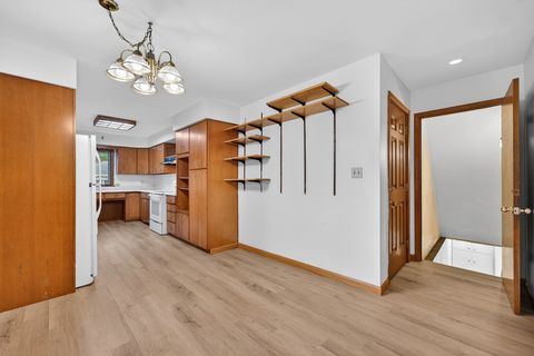 Tiny photo for 1407 Bolkinwood Drive, Freeport, IL 61032 (MLS # 12625714)