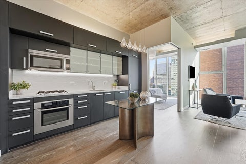 Tiny photo for 550 N Saint Clair Street #1902, Chicago, IL 60611 (MLS # 12795116)