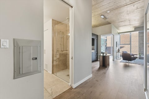 Tiny photo for 550 N Saint Clair Street #1902, Chicago, IL 60611 (MLS # 12795116)