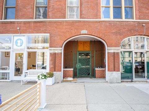 Tiny photo for 1013 W WEBSTER Avenue #5, Chicago, IL 60614 (MLS # 12433410)