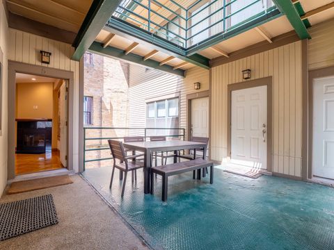 Tiny photo for 1013 W WEBSTER Avenue #5, Chicago, IL 60614 (MLS # 12433410)