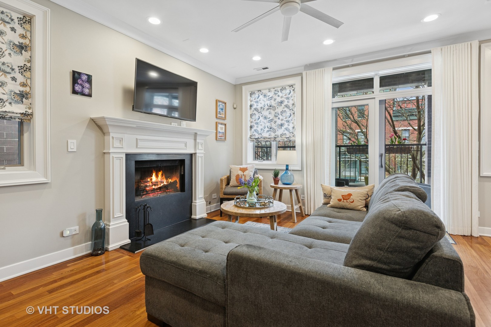1035 W Monroe Street 2