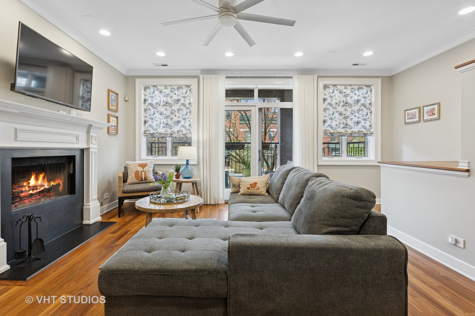 1035 W Monroe Street 2