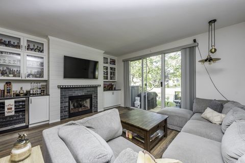 Tiny photo for 17820 W Braewick Road, Gurnee, IL 60031 (MLS # 12482265)