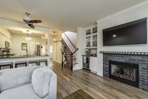 Tiny photo for 17820 W Braewick Road, Gurnee, IL 60031 (MLS # 12482265)
