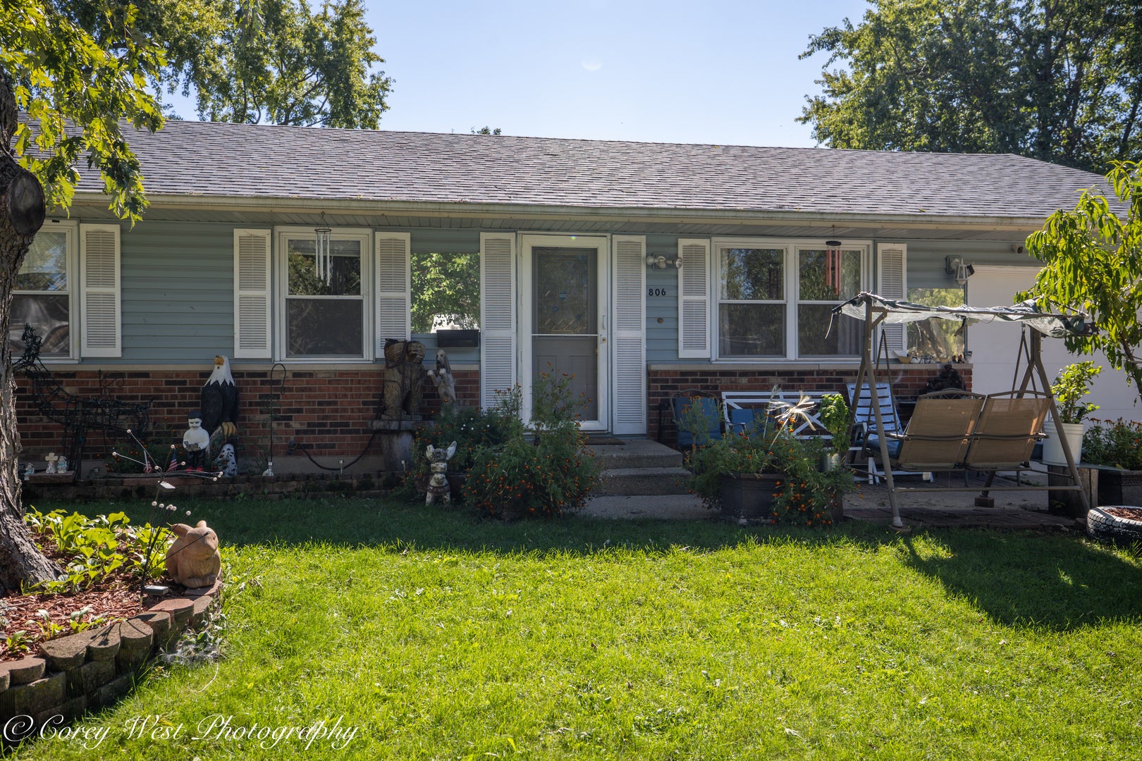 806 N Stowell Avenue