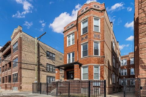 2346 W Thomas Street 3F Chicago IL 60622