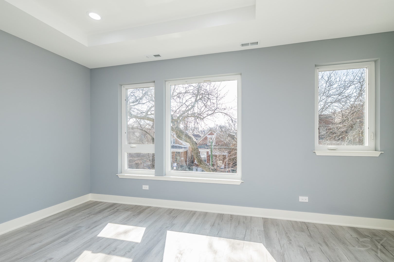 2720 W 23rd Street 1