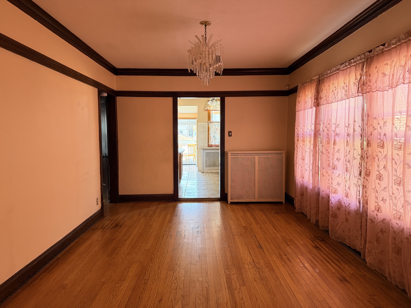 4722 W Altgeld Street