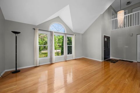 Tiny photo for 2955 Whispering Oaks Drive, Buffalo Grove, IL 60089 (MLS # 12666263)
