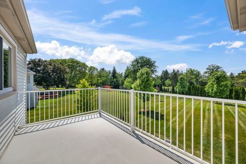 Tiny photo for 2955 Whispering Oaks Drive, Buffalo Grove, IL 60089 (MLS # 12666263)