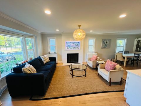 Tiny photo for 628 Happ Road, Northfield, IL 60093 (MLS # 12449866)