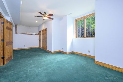 Tiny photo for 4 S Acorn Court, Galena, IL 61036 (MLS # 12377462)