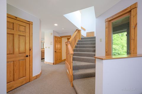 Tiny photo for 4 S Acorn Court, Galena, IL 61036 (MLS # 12377462)