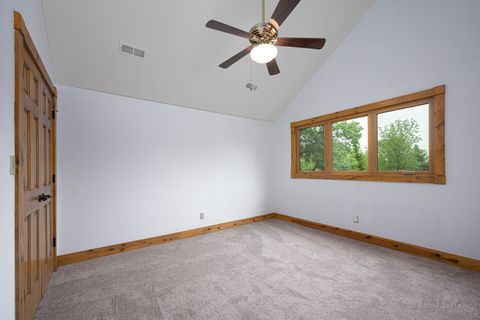 Tiny photo for 4 S Acorn Court, Galena, IL 61036 (MLS # 12377462)