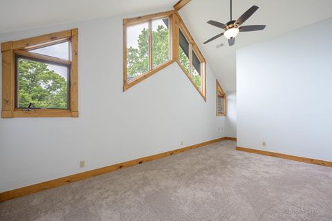 Tiny photo for 4 S Acorn Court, Galena, IL 61036 (MLS # 12377462)