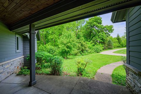 Tiny photo for 4 S Acorn Court, Galena, IL 61036 (MLS # 12377462)