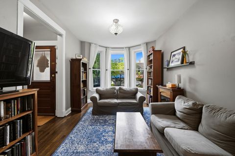 Tiny photo for 1929 W IRVING PARK Road #2, Chicago, IL 60613 (MLS # 12639587)