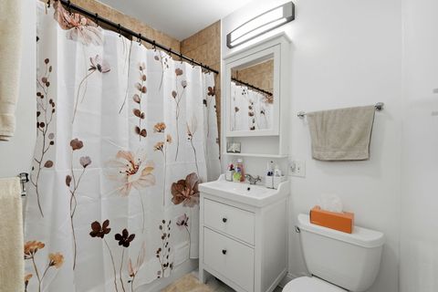 Tiny photo for 1929 W IRVING PARK Road #2, Chicago, IL 60613 (MLS # 12639587)