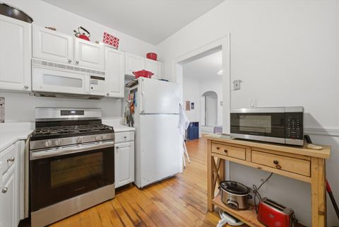 Tiny photo for 6205 N Oakley Avenue #2, Chicago, IL 60659 (MLS # 12607102)