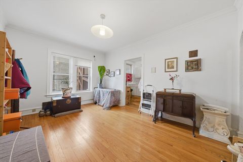 Tiny photo for 6205 N Oakley Avenue #2, Chicago, IL 60659 (MLS # 12607102)
