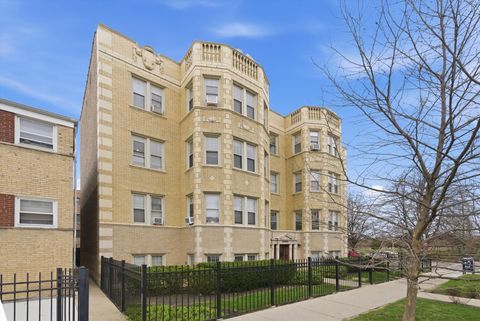 Tiny photo for 6205 N Oakley Avenue #2, Chicago, IL 60659 (MLS # 12607102)