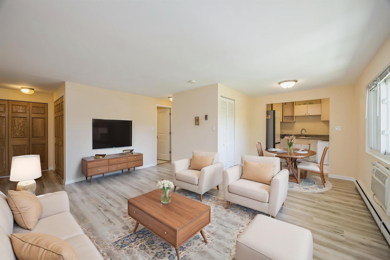 727 S Maple Avenue 301