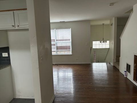 Tiny photo for 968 S Darla Court, Waukegan, IL 60085 (MLS # 12546628)