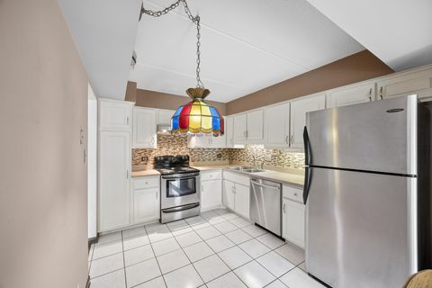 Tiny photo for 11105 O Gorman Drive #2, Palos Hills, IL 60465 (MLS # 12655677)