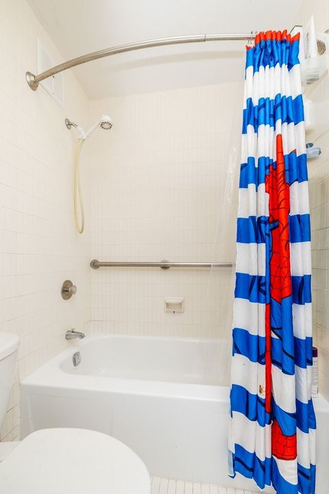 Tiny photo for 2000 Saint Regis Drive #6C, Lombard, IL 60148 (MLS # 12511920)