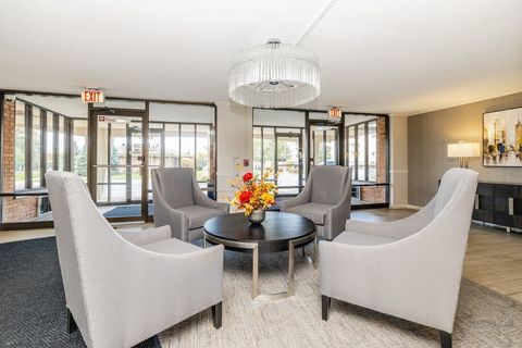 Tiny photo for 2000 Saint Regis Drive #6C, Lombard, IL 60148 (MLS # 12511920)