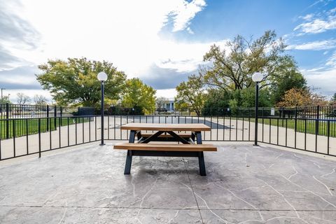 Tiny photo for 2000 Saint Regis Drive #6C, Lombard, IL 60148 (MLS # 12511920)