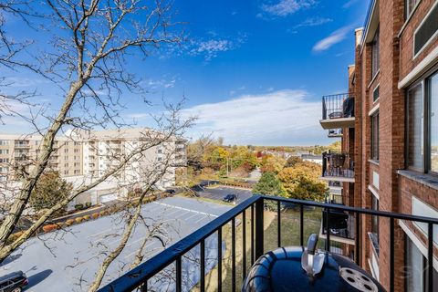 Tiny photo for 2000 Saint Regis Drive #6C, Lombard, IL 60148 (MLS # 12511920)