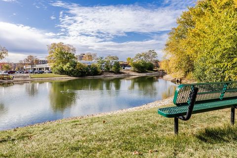 Tiny photo for 2000 Saint Regis Drive #6C, Lombard, IL 60148 (MLS # 12511920)