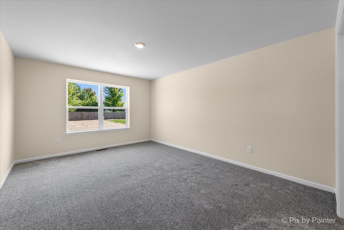 Harvard, Illinois 60033, United States, 3 Bedrooms Bedrooms, ,2 BathroomsBathrooms,Residential,Active,195729