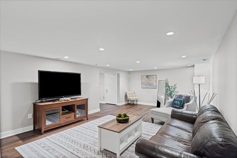 Tiny photo for 1132 Whitfield Road, Northbrook, IL 60062 (MLS # 12465555)