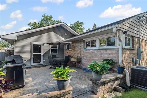 Tiny photo for 1132 Whitfield Road, Northbrook, IL 60062 (MLS # 12465555)