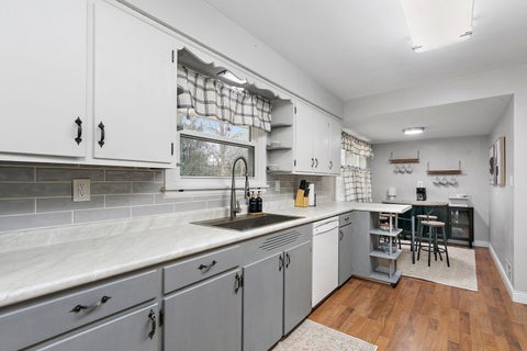 Tiny photo for 912 Chelsea Avenue, Rockford, IL 61107 (MLS # 12750157)