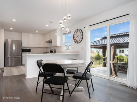 Tiny photo for 444 Radcliff Lane, South Elgin, IL 60177 (MLS # 12647441)