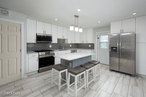 Tiny photo for 579 Coolidge Avenue, Glen Ellyn, IL 60137 (MLS # 12706832)