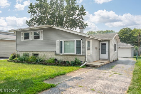 Photo of 579 Coolidge Avenue, Glen Ellyn, IL 60137 (MLS # 12706832)