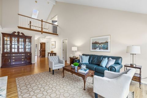 Tiny photo for 45 Warrington Drive, Lake Bluff, IL 60044 (MLS # 12612198)