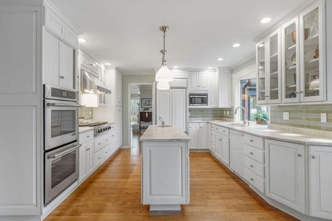 Tiny photo for 45 Warrington Drive, Lake Bluff, IL 60044 (MLS # 12612198)